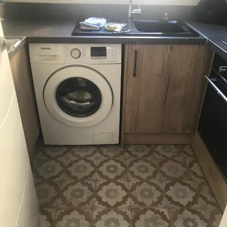 Apartment Port